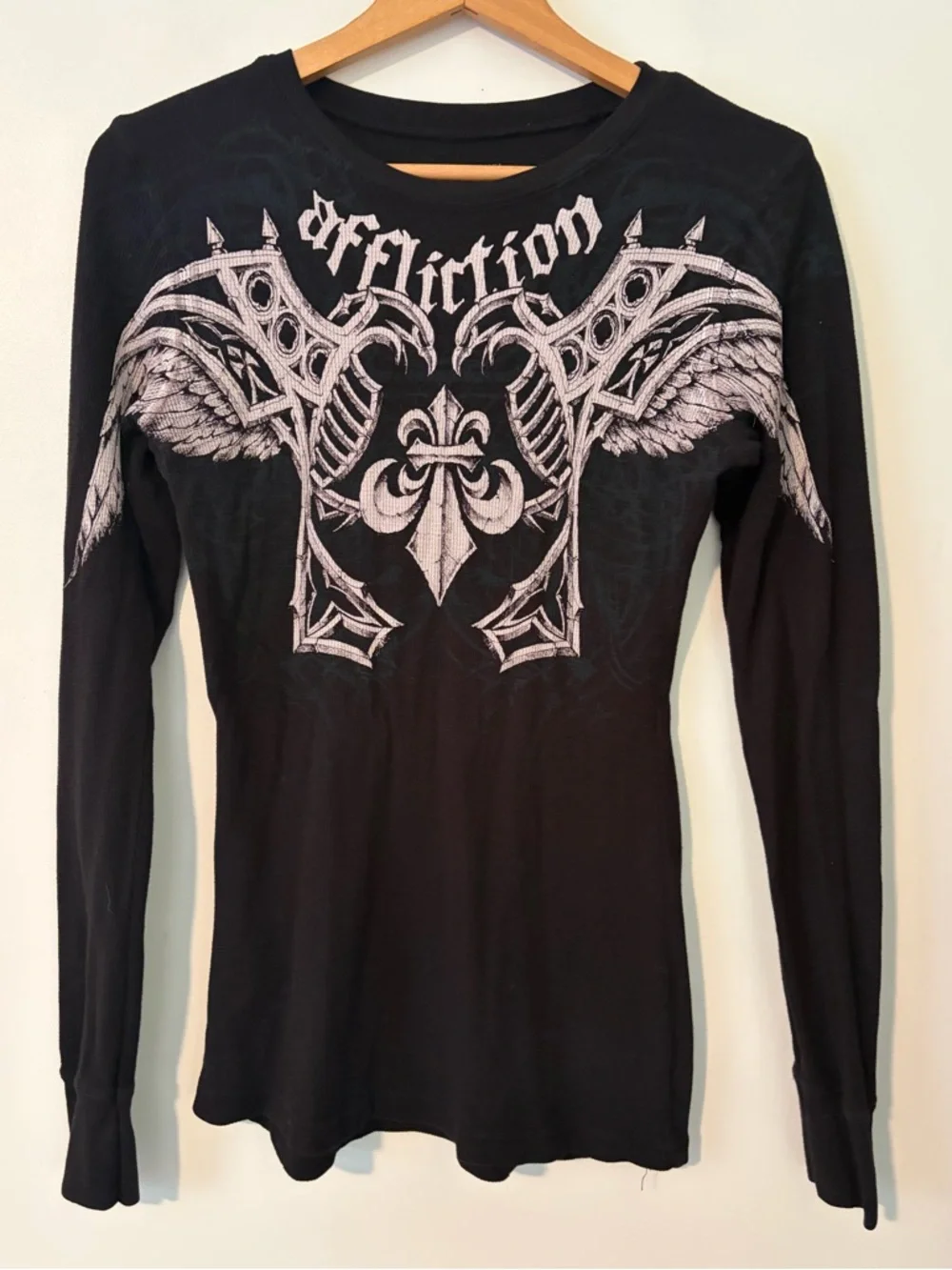 Affliction Thermal Top Women's Size M Black Gothic Wing Fleur De Lis Grunge Goth